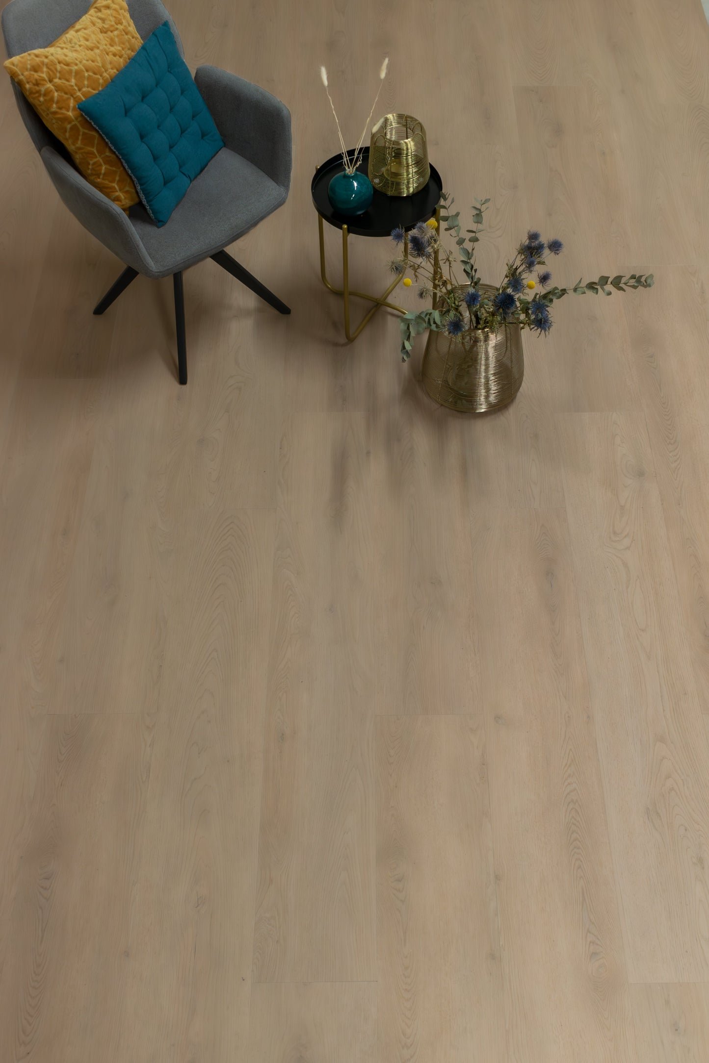 Gelasta - Mystiq - 2802 - Natural Light - Click